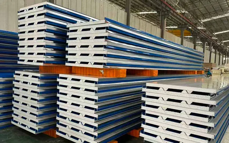 Color-steel-sandwich-panels-3